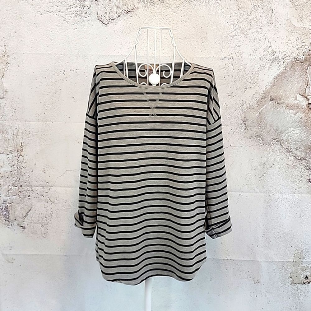 White stag striped tunic top - black & grey Women's Size 8